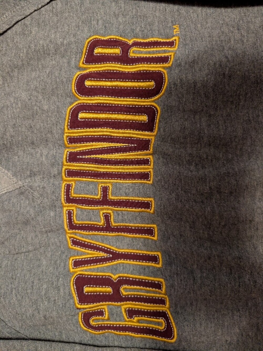 Gryffindor Women's Gray Crew Sweatshirt with Crest Patch - Picture 2 of 7